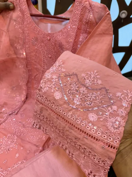 প্রিমিয়াম সুইস লন কালেকশন